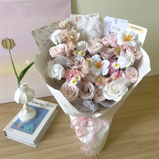 Pink manta soap mix flowers
